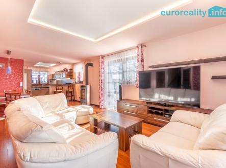 obývací pokoj | Prodej - dům/vila, 270 m²