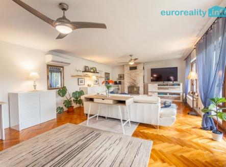 obývací pokoj | Prodej - dům/vila, 196 m²