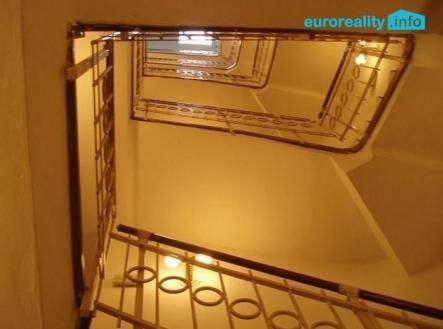 3.jpg | Pronájem - kanceláře, 21 m²