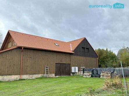 f6e20be7-4c5f-4941-b203-4d86e55fcc97.jpeg | Prodej - dům/vila, 346 m²