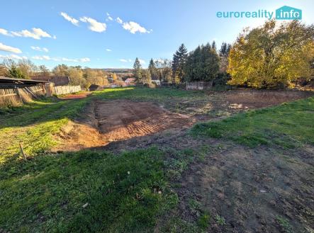 pxl-20251030-140136294.jpg | Prodej - pozemek pro bydlení, 700 m²