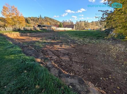 pxl-20251030-140206695.jpg | Prodej - pozemek pro bydlení, 700 m²