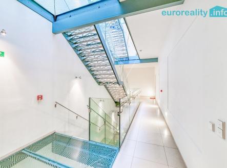 dsc-8811-21.jpg | Pronájem bytu, 2+kk, 80 m²