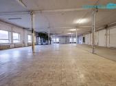 Pronájem - výrobní prostor, 607 m²