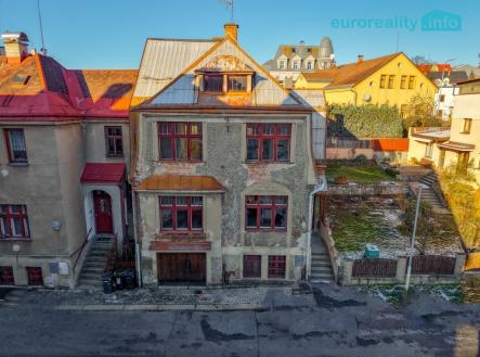 pohled na dům | Prodej - dům/vila, 218 m²