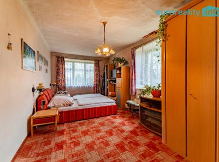 e1c89bbe-112a-4f72-b473-094db9f3bd26.jpg | Prodej - dům/vila, 126 m²