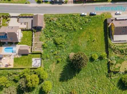 gemini-generated-image-jhof74jhof74jhof-1.png | Prodej - pozemek pro bydlení, 1 000 m²