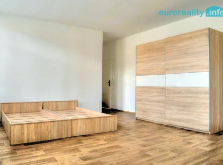 chatgpt-image-12.12.2025-09-52-43.png | Pronájem bytu, 2+kk, 62 m²