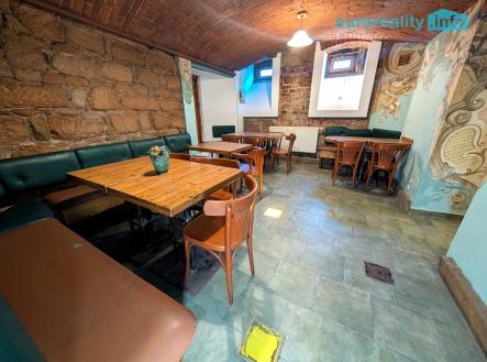 pxl-20241231-131227841.jpg | Pronájem - kanceláře, 192 m²