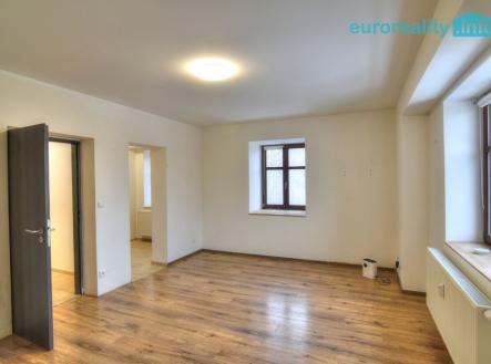 08-enhancer.jpg | Pronájem bytu, 1+1, 38 m²