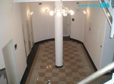 3.jpg | Pronájem - kanceláře, 13 m²