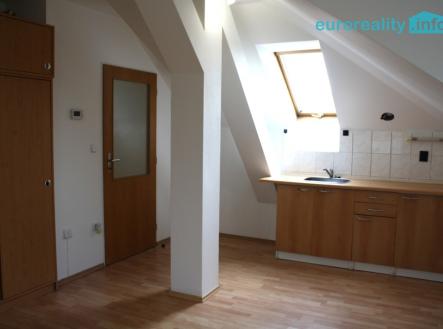 img-8863.jpg | Prodej bytu, 1+kk, 35 m²