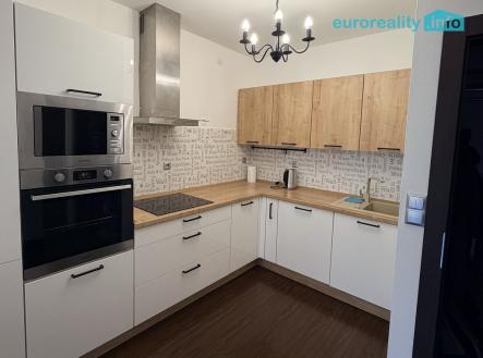 img-0100.jpeg | Pronájem bytu, 2+kk, 82 m²