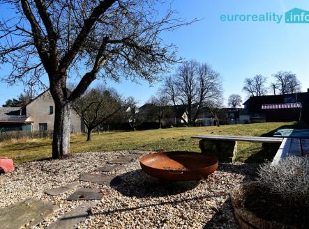 Ohniště | Prodej - pozemek pro bydlení, 774 m²