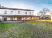 Prodej - dům/vila, 272 m²