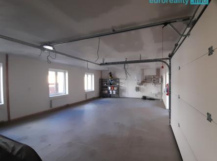 20221025-115642.jpg | Pronájem - obchodní prostor, 58 m²