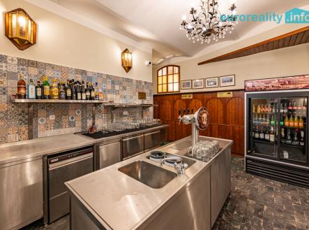 dsc-2075-hdr.jpg | Pronájem - restaurace, 120 m²
