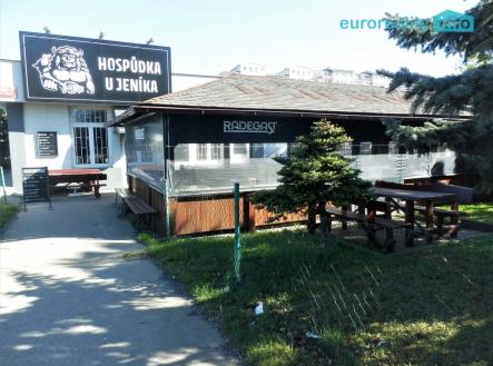 25-1.jpg | Pronájem - restaurace, 206 m²