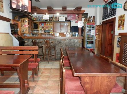 1.jpg | Pronájem - restaurace, 206 m²
