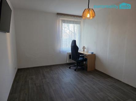 20260408-184919.jpg | Pronájem bytu, 2+1, 57 m²