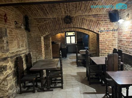 snimek-obrazovky-2026-04-18-v-7.23.16.png | Pronájem - restaurace, 144 m²