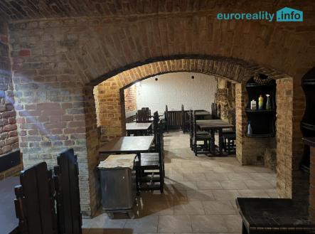 snimek-obrazovky-2026-04-18-v-7.23.10.png | Pronájem - restaurace, 144 m²