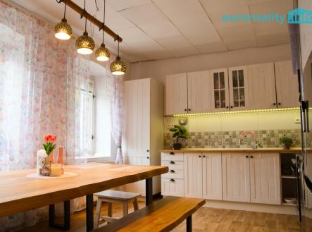 Kuchyň s jídelnou | Prodej - zemědělský objekt, 9 893 m²