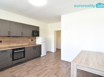 Kuchyň s jídelnou | Pronájem bytu, 1+1, 62 m²