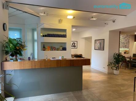 16319a01-c446-4c27-96fe-01791c3382d0.jpeg | Pronájem - restaurace, 120 m²