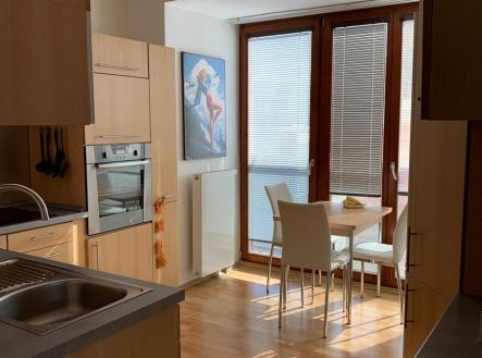 8966c912-4a32-4815-90e3-896609823b71.jpg | Pronájem bytu, 2+kk, 58 m²
