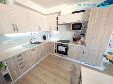pxl-20251021-110808152.jpg | Prodej bytu, 2+kk, 63 m²