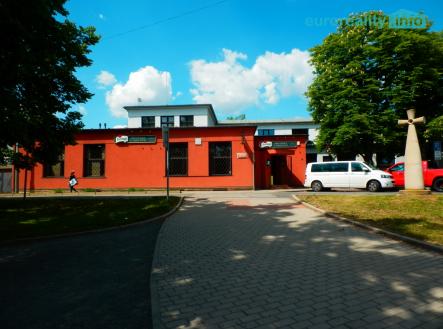 2.jpg | Pronájem - restaurace, 322 m²