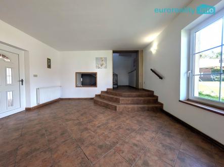 pxl-20260517-094729063.jpg | Prodej - dům/vila, 240 m²