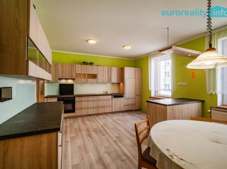 dsc-5889-hdr.jpg | Prodej - dům/vila, 259 m²