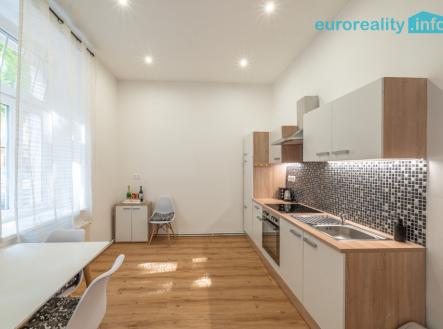 dsc-8759-hdr.jpg | Pronájem bytu, 3+kk, 77 m²
