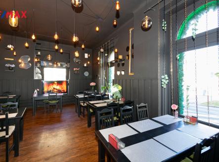 19a.jpg | Pronájem - restaurace, 183 m²