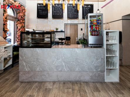 11.jpg | Pronájem - restaurace, 183 m²
