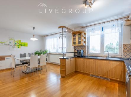 zbysov-rd-05.jpg | Prodej - dům/vila, 267 m²