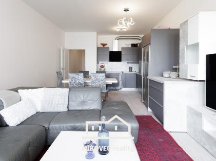 --20 | Prodej bytu, 3+kk, 109 m²
