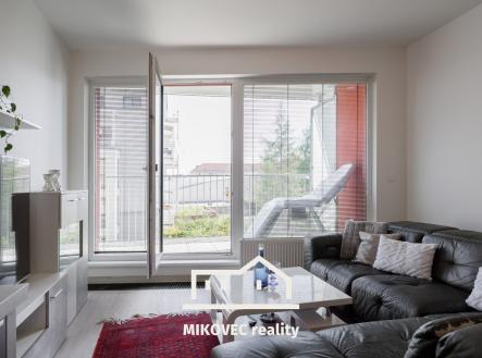 --19 | Prodej bytu, 3+kk, 109 m²