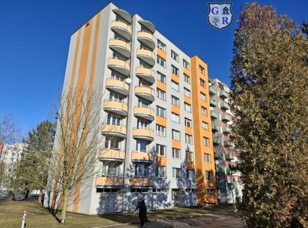 pohled-na-budova-bocni.jpg | Prodej bytu, 3+1, 76 m²