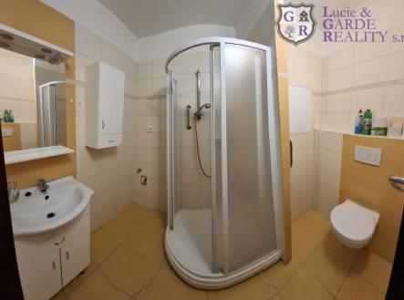 koupelna-s-wc.jpg | Prodej bytu, 3+1, 76 m²