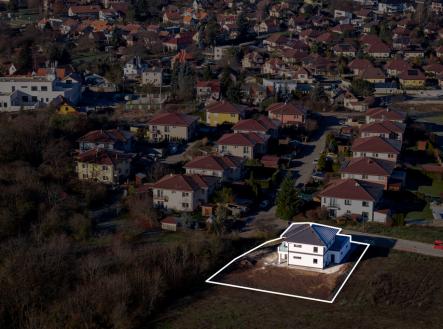 dji-20251123103214-0977-d.jpg | Prodej - dům/vila, 210 m²