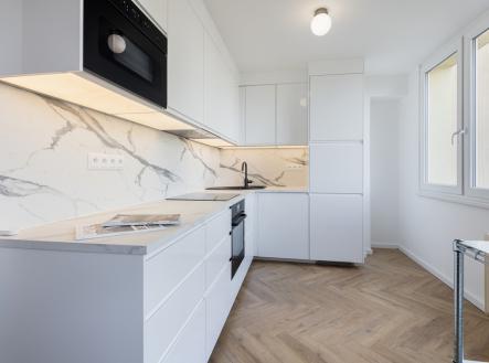 lm-9165.jpg | Prodej bytu, 2+kk, 66 m²