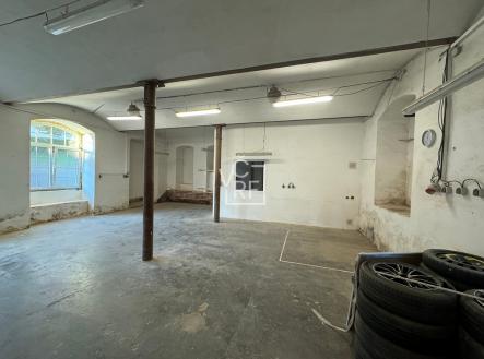 mala-hala-1.jpeg | Pronájem - skladovací prostor, 125 m²