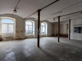 Pronájem - skladovací prostor, 125 m²