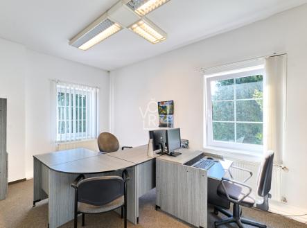 1623849-hdr.jpg | Prodej - kanceláře, 190 m²