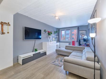 1668106-hdr.jpg | Prodej bytu, 3+1, 73 m²