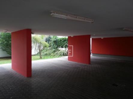 33e32651-55f3-4a23-8055-5ca868682d3f.jpeg | Pronájem - malý objekt/garáž