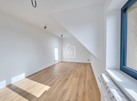 1714164-hdr.jpg | Pronájem - dům/vila, 148 m²